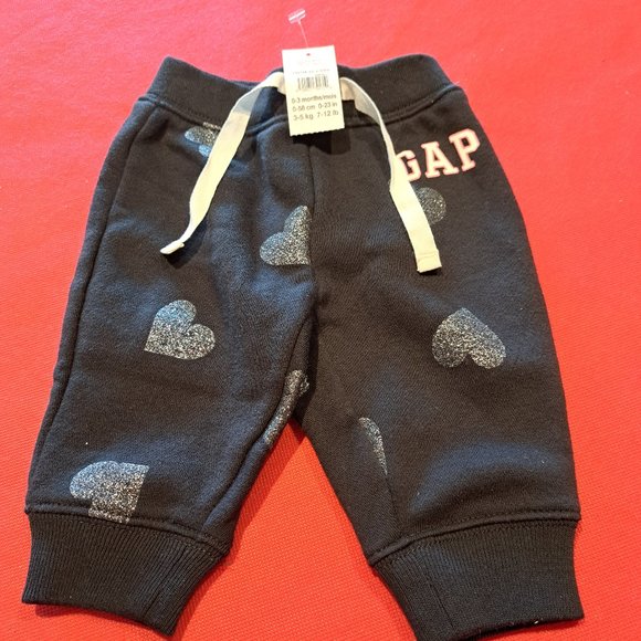Gap Hoodie and Pants Set - Picture 3 of 3